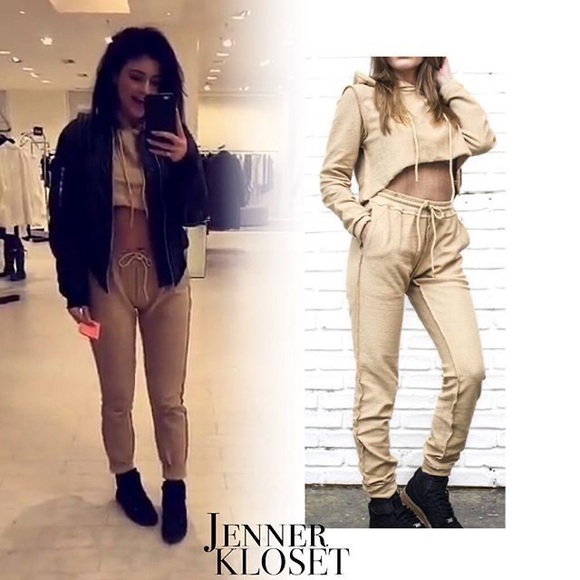 Danielle Guizio Cropped Hoodie - Picture 5 of 5